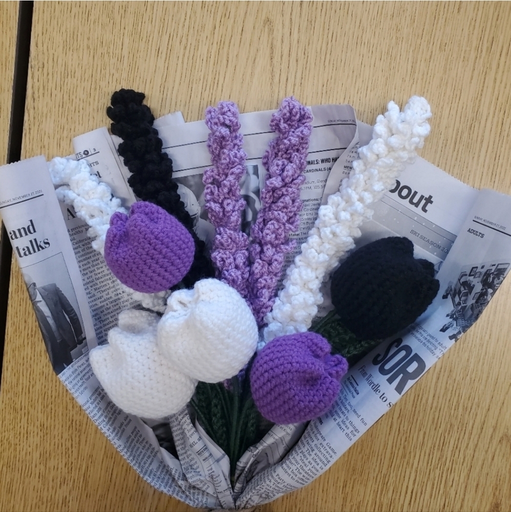 Forever flowers crochet flower boutique. New packaging !